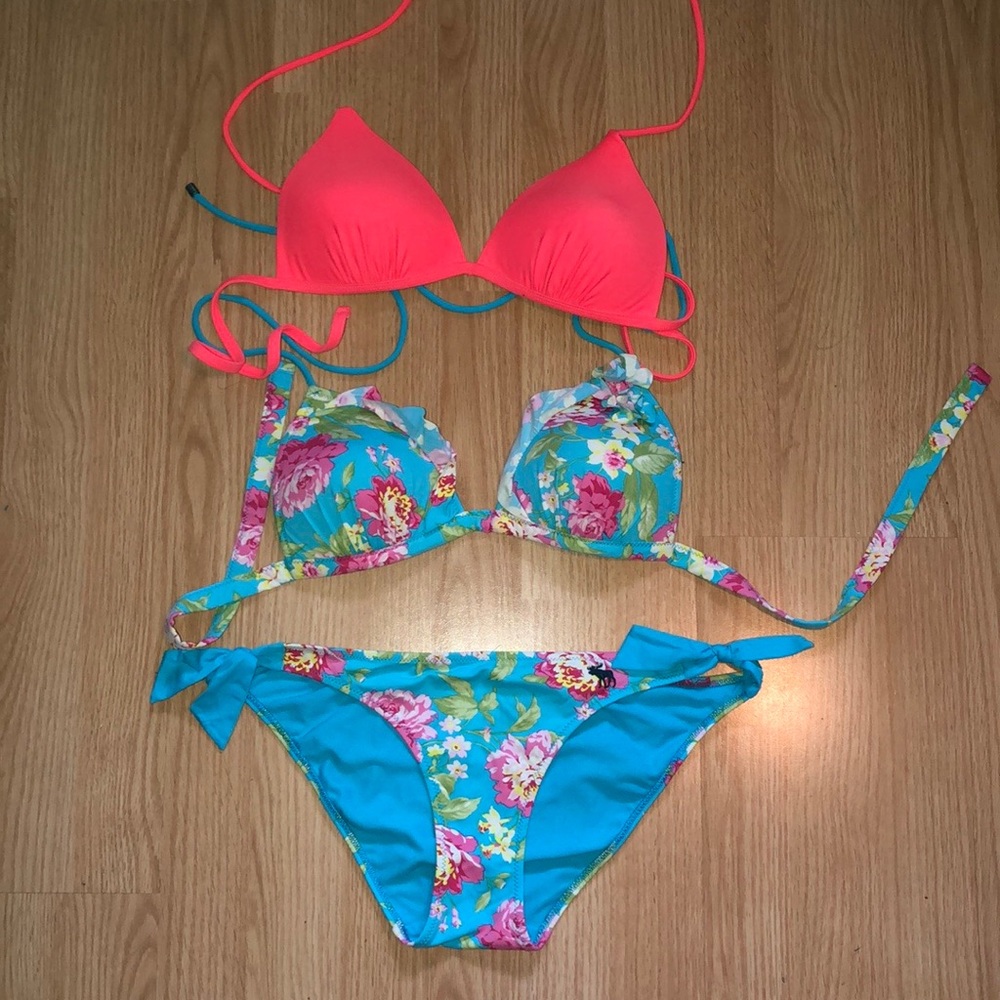 Abercrombie & Fitch bikini set with 2 tops ,size M
